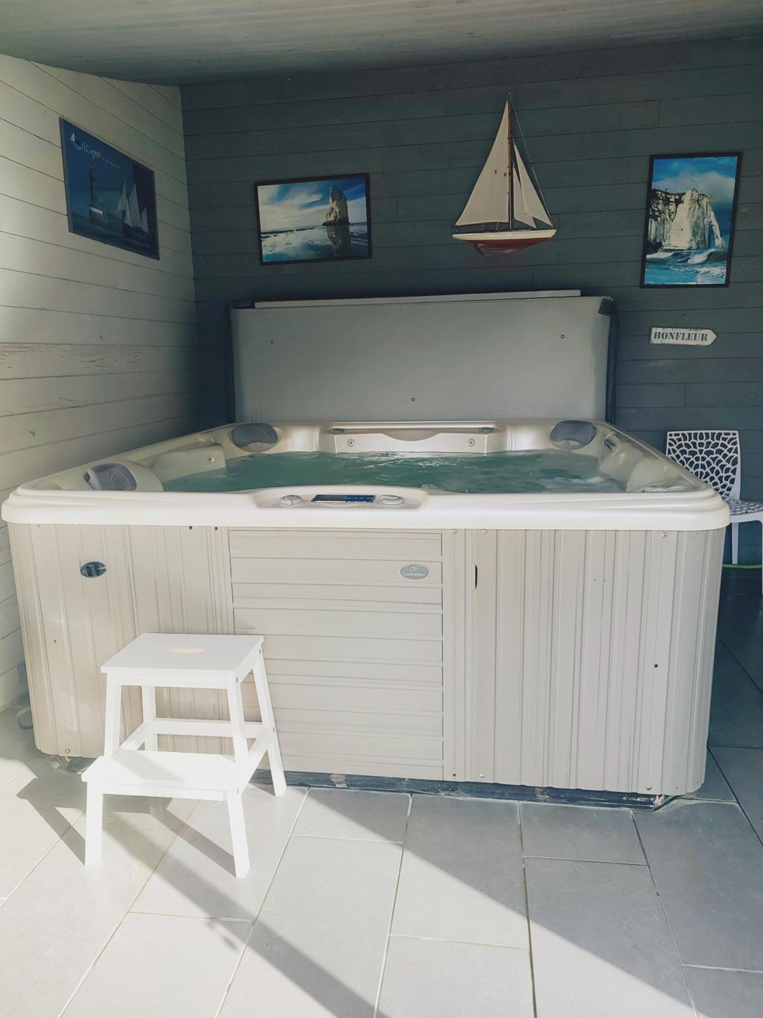 Gites Et Spa - Manoir Des Falaises Saint-Jouin-Bruneval ภายนอก รูปภาพ